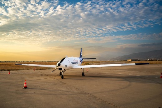 Finanțare europeană de până la 30 milioane euro pentru startup-ul bulgar Dronamics, de transport aerian de marfă, cu drone
