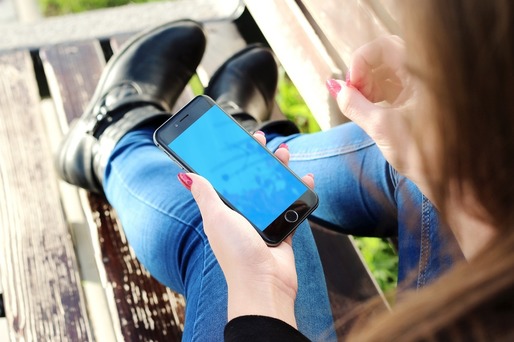 Efecte pozitive după interzicerea smartphone-urilor în școlile olandeze