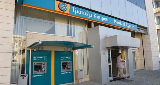 BERD iese pe plus din acționariatul Bank of Cyprus 