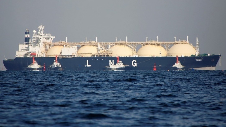Turcia crește achizițiile de GNL, cu ținta de a deveni hub energetic regional