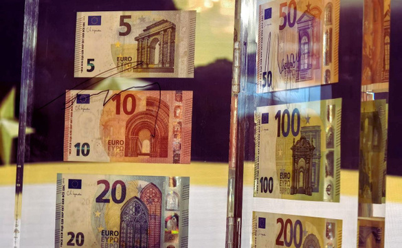 FOTO Bulgaria se pregătește de Anul Nou cu moneda euro. ATM-urile vor fi aprovizionate, depozite vor fi automat convertite 