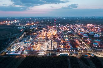 MOL negociază preluarea unei participații de la Gazprom la singura rafinărie din Serbia, aflată sub sancțiuni