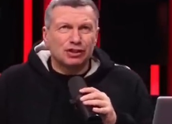 VIDEO Vedetă TV în fața lui Putin cu recunoștință pentru război deși nu a fost niciodată pe front și are 5 case în Italia