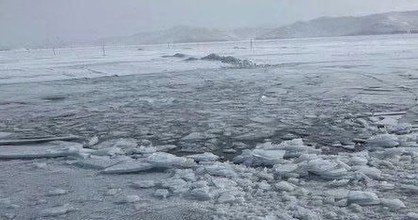 Autobuz cu turiști, scufundat în Lacul Baikal VIDEO