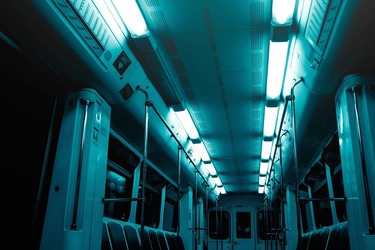 Haos la Moscova după probleme cu plățile online. Metroul a permis oamenilor să treacă fără să plătească, o grădină ZOO a cerut numerar