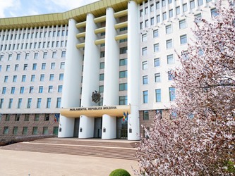 Limba rusă, restricționată în Parlamentul Republicii Moldova