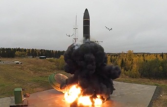 Rusia a folosit o rachetă Oreșnik împotriva Ucrainei, anunță Zelenski