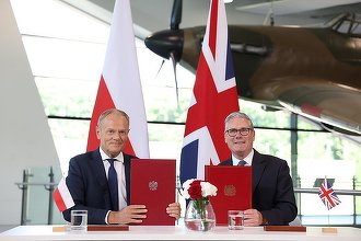 Polonia semnează un tratat de apărare cu Marea Britanie, după acorduri similare cu Franța și Germania