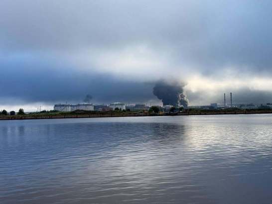 FOTO Atac cu drone ucrainene asupra unui terminal petrolier din Sankt Petersburg