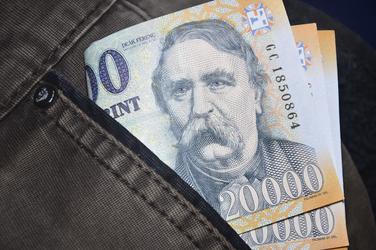 Tensiune la Budapesta post-Orban. Deficitul explodează, cel mai mare înregistrat de Ungaria la nivelul unei singure luni