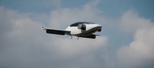 O companie germană care construiește o “mașină zburătoare” ce poate dezvolta viteze de peste 300 km/h a fost declarată Startup-ul Anului