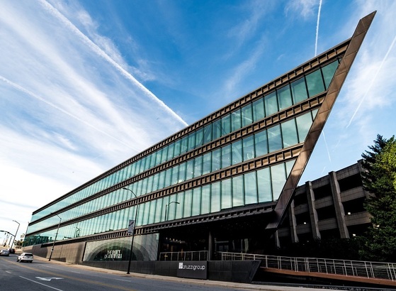 VIDEO Pasaj deschis în România lângă cel mai mare producător de mobilă din Italia, care a mutat parte din producție pe piața locală