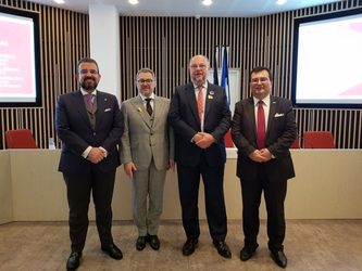 Colocviul franco-român organizat de Conseil National des Barreaux și de Uniunea Națională a Barourilor din România