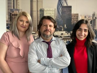 INTERVIU Andreea Vlădăreanu, studentă la Drept: ,,Experiența de intern la JGV și Asociații mi-a dezvoltat pasiunea pentru dreptul comercial”