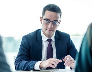 GUEST WRITER Savin & Asociații: Modificări aduse Codului muncii și Legii dialogului social nr. 62/2011