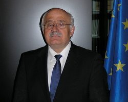 Prof. univ. dr. Mircea Duțu: Ce fel de reglementare, ce fel de etică, ce drept pentru inteligența artificială?