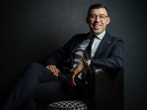 INTERVIU: Adrian Gociu: Despre avocatura în EAU și dificultățile litigiilor care implică AI