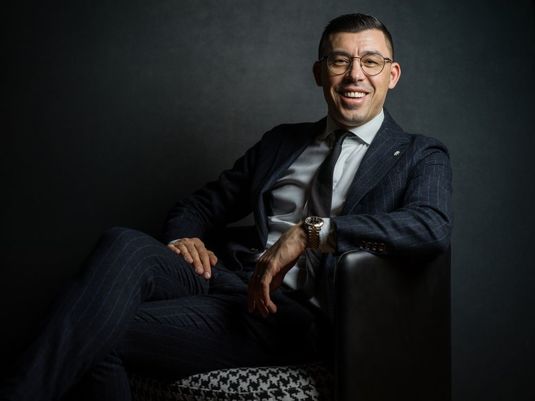 INTERVIU: Adrian Gociu: Despre avocatura în EAU și dificultățile litigiilor care implică AI