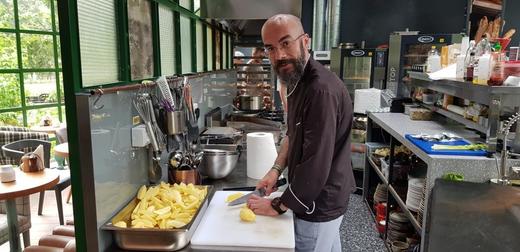 FOTO Soluția de ținut interlopii la distanță