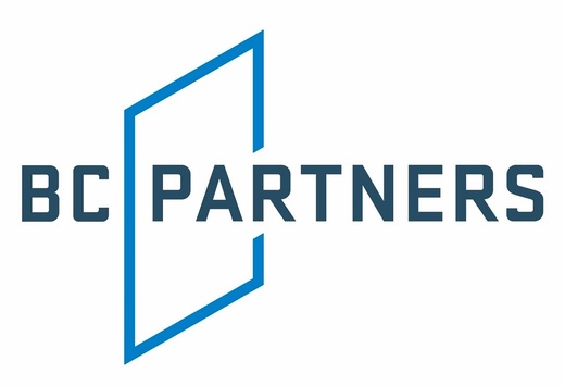 Principalul acționar al United Group, interesat de Telekom România, vrea să strângă capital pentru un nou fond de investiții, cel mai mare din istoria sa, dar nu toți investitorii sunt mulțumiți de performanțele recente ale firmei