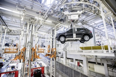 INFOGRAFIC Declinul industriei Germaniei, prima economie a Europei, se adâncește. Cea mai mare scădere anuală din ultima decadă