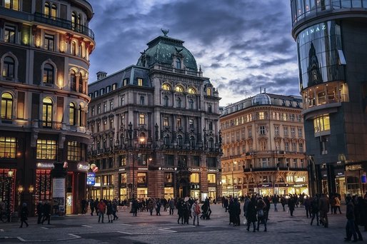 Vienezii vor primi vouchere de la primărie pentru a merge la restaurante și cafenele