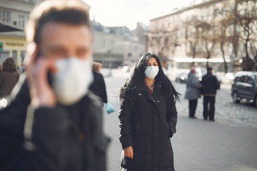 GRAFICE Coronavirus: Europa de Est se îndreaptă spre cea mai severă recesiune de la căderea comunismului