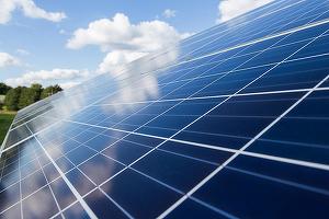 Renault semnează cel mai mare contract de achiziție de energie verde din Franța