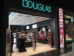 Rețeaua de parfumerii Douglas, prezentă și în România - pregătită să fie scoasă la vânzare. Primul plan a fost oprit de pandemie, când vânzările s-au prăbușit