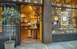FOTO L’Occitane, cu magazine și în România, ar putea fi preluat în întregime de miliardarul austriac Reinold Geiger