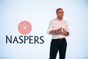 Șeful Naspers și Prosus, acționarul majoritar al eMAG, demisionează