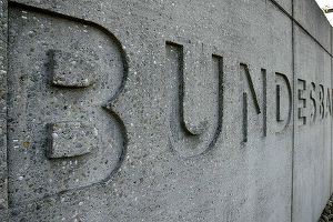 Bundesbank se așteaptă la o redresare lentă a economiei germane în 2024