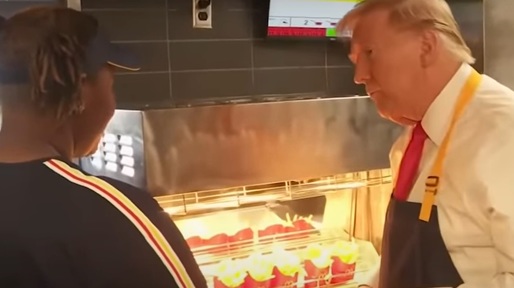 VIDEO Mesaj intern trimis de McDonald’s angajaților după ce Trump a fost primit să servească clienții 