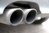 Constructorii auto din Europa scapă anul acesta de amenzile pentru emisiile prea mari de CO2