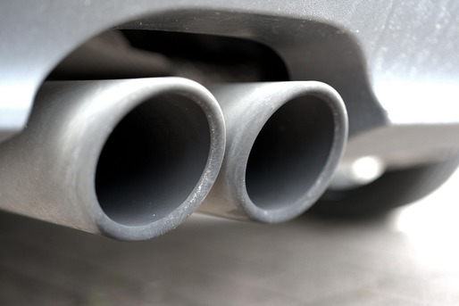 Constructorii auto din Europa scapă anul acesta de amenzile pentru emisiile prea mari de CO2