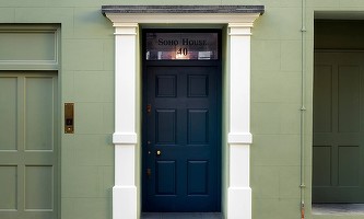 Soho House redevine companie privată, într-o tranzacție de 2,7 miliarde dolari cu un renumit lanț hotelier 