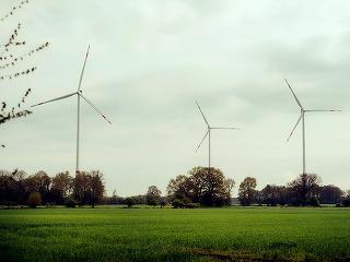 Investiție gigant cu impact și în România - Eurowind Energy, prezentă și pe piața locală, atrage o investiție de 2 miliarde de euro de la fondul american Blackstone