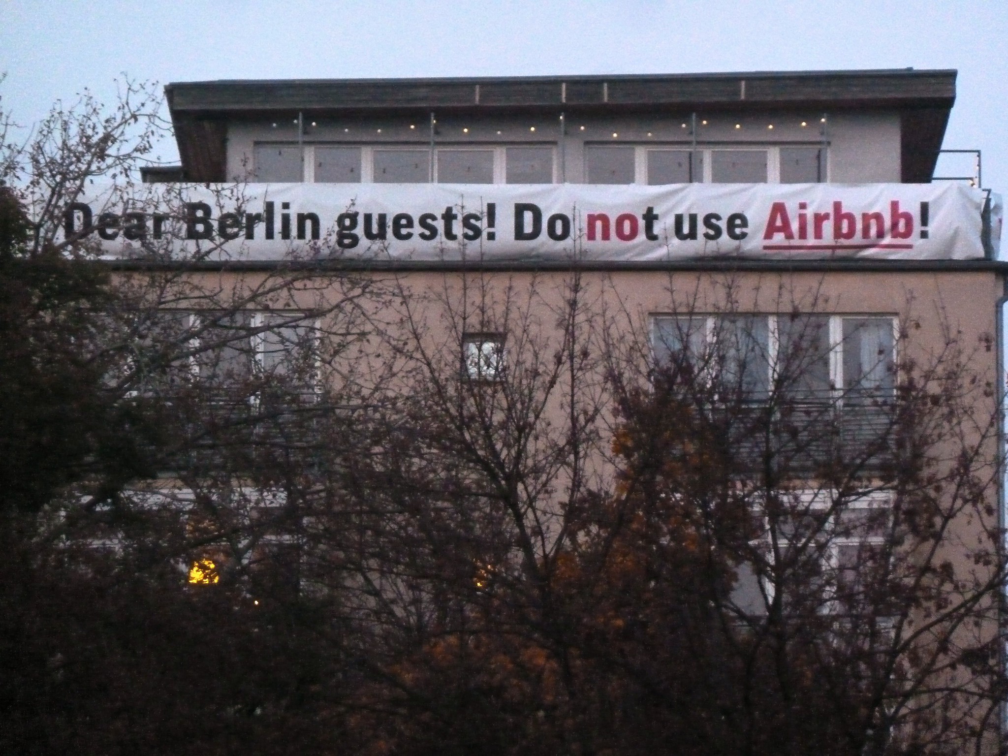 Plan drastic anti Airbnb-Booking. UE pregătește măsuri în sprijinul orașelor care vor să limiteze închirierile pe termen scurt