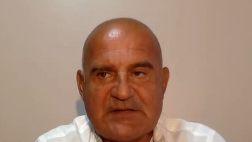 PROFIT NEWS TV VIDEO Hotelier: Turiștii sunt cei care murdăresc plaja și apa. Au folosit dușul... în locul toaletei