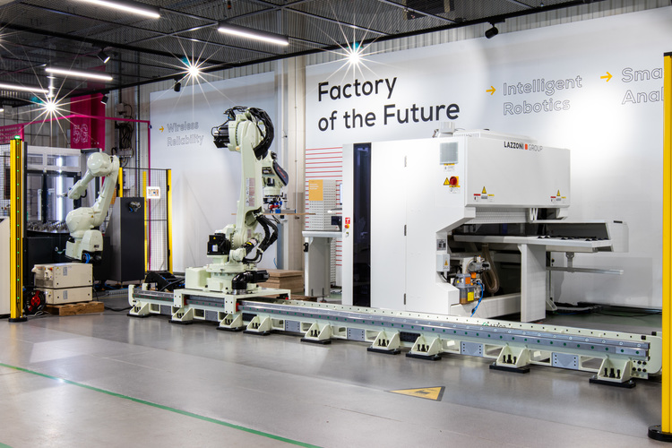 VIDEO Cel mai scump proiect este cel implementat greșit. Marius Rădulescu, Business Development Manager Kawasaki Robotics: Continuitatea producției și suportul local sunt mult mai importante decât costul inițial al echipamentului 