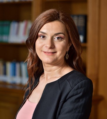 Transferul contractelor în cadrul transferului de activitate realizat prin cesiune
