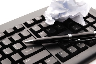 MAI va putea bloca site-urile de internet care vând referate, lucrări de diplomă sau de doctorat