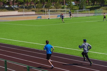 DECIZIE Primăriile vor fi libere să cotizeze cu aproape 1 million euro anual la cluburile private la care sunt asociate 