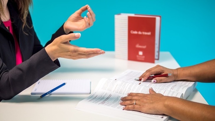 DECIZIE La solicitarea mediului de afaceri, Bolojan mai acordă încă 6 luni firmelor pentru implementarea versiunii actualizate a CAEN