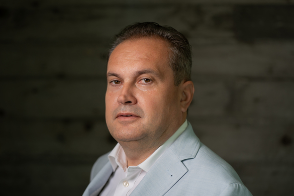 FOTO Vânzările în România ale KFC și Taco Bell au urcat puternic în ultimul deceniu. Taco Bell urcă fulminant, Pizza Hut dă semne de revenire. CEO Sphera Franchise Group: Vizăm expansiunea și achiziții