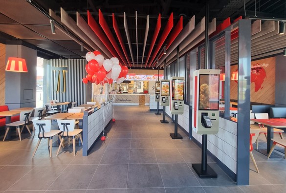 FOTO Vânzările în România ale KFC și Taco Bell au urcat puternic în ultimul deceniu. Taco Bell urcă fulminant, Pizza Hut dă semne de revenire. CEO Sphera Franchise Group: Vizăm expansiunea și achiziții