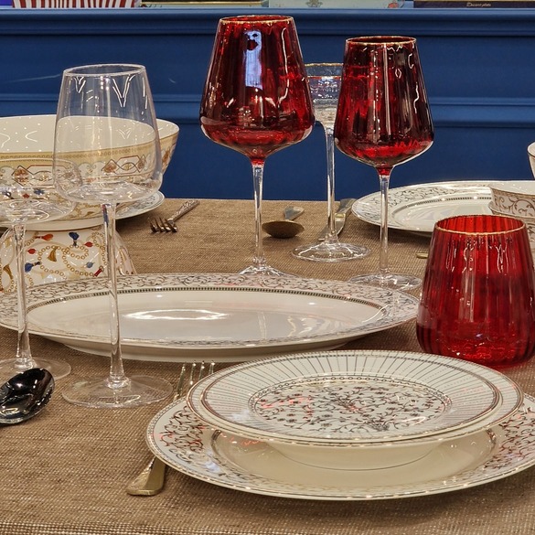 Casalux.ro - FOTO 15 idei rapide pentru o masă de sărbători aranjată ca în revistele de design