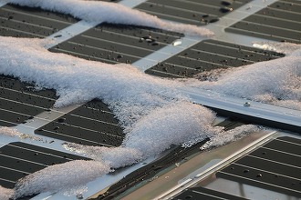 Casa-gradina.ro - Cum funcționează panourile solare iarna