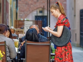 Caloria.ro - Mâncarea pe care să nu o comanzi niciodată la restaurant