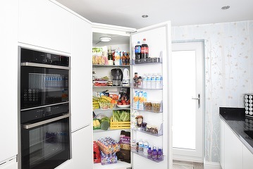 Caloria.ro - Alimente pe care trebuie să le arunci imediat după trecerea termenului de valabilitate